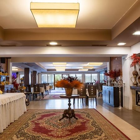 Ostrova Holiday Village Beli Osum Bagian luar foto