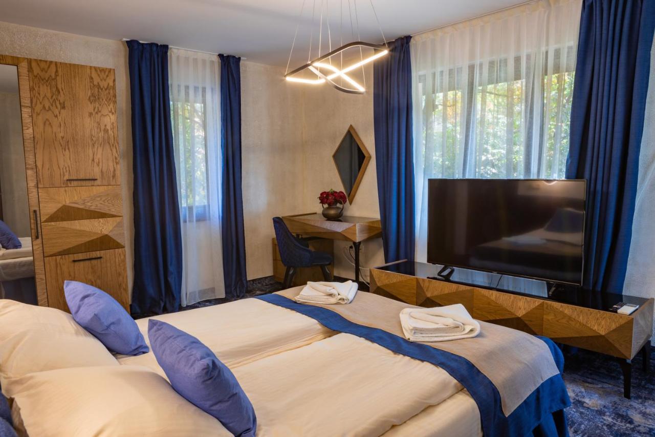 Ostrova Holiday Village Beli Osum Bagian luar foto