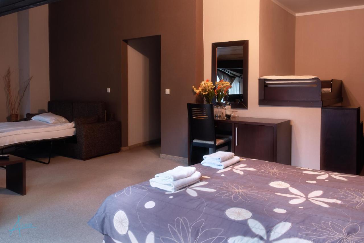 Ostrova Holiday Village Beli Osum Bagian luar foto