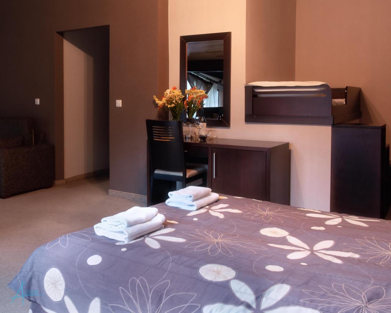 Ostrova Holiday Village Beli Osum Bagian luar foto